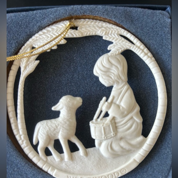 Wedgwood Jasper Ornament Little Drummer Boy - Picture 2 of 4